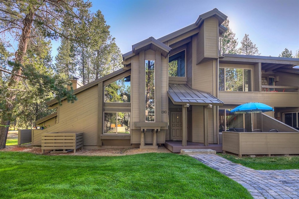 17648 Tennis Village, Sunriver, OR 97707 - photo 1