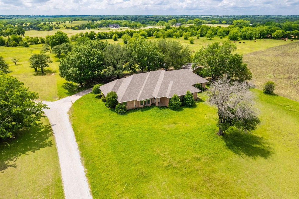 449 Farmington Rd, Sherman, TX 75092 - photo 1