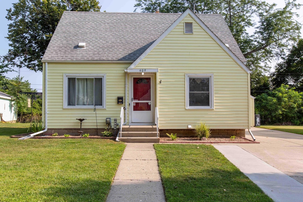 409 Center Drive_2-1