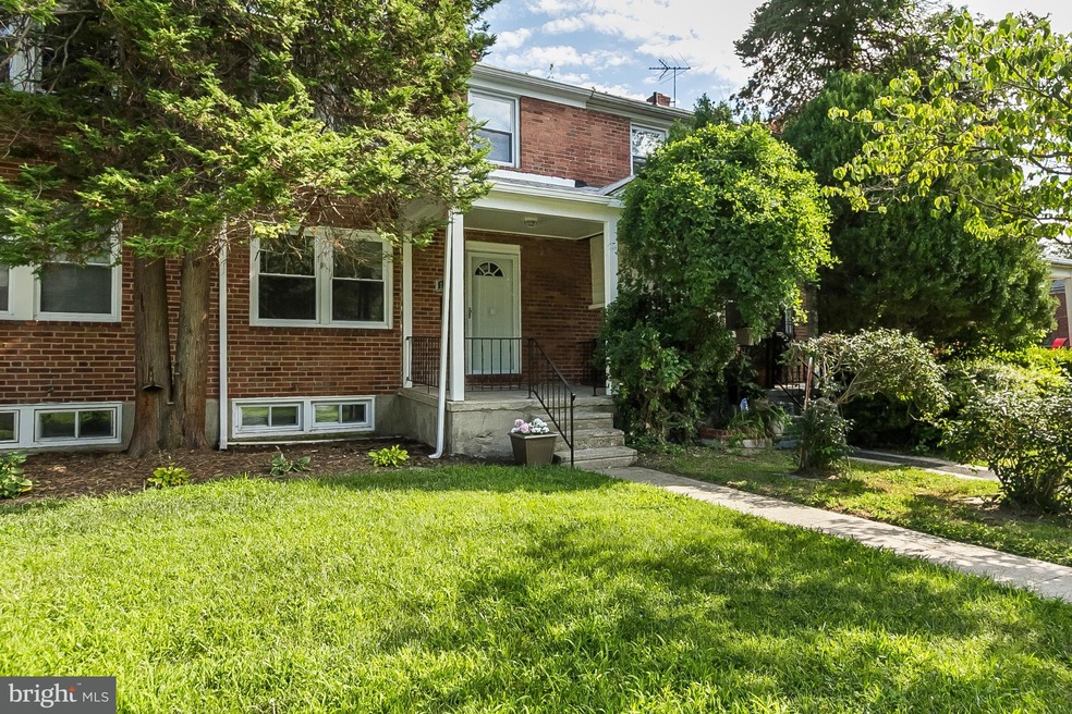 1384 Pentwood Rd, Baltimore, MD 21239 - photo 1