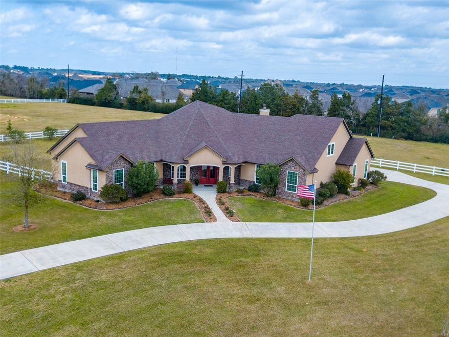 19943 Stone Lake Cir, Tomball, TX 77377 - photo 1