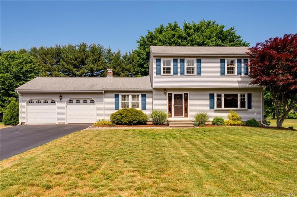 15 Randall Cir, Windsor, CT 06095 - photo 1