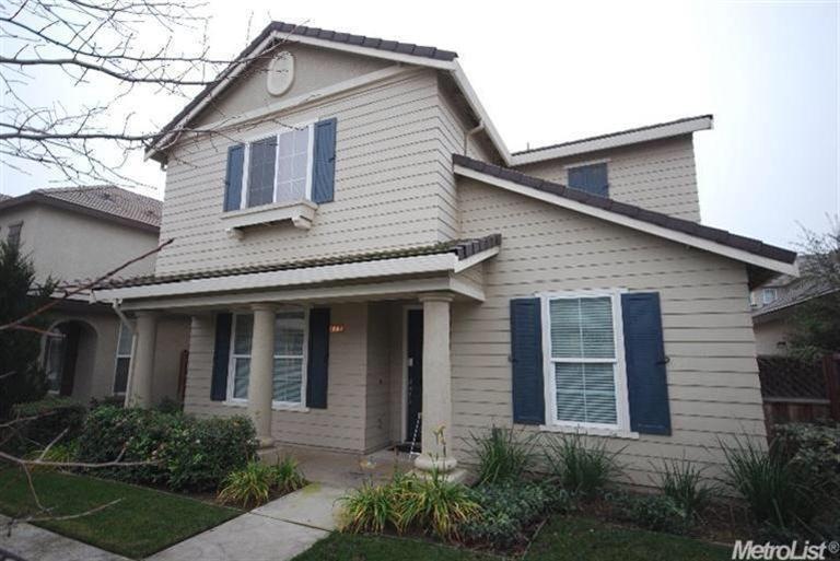 322 Carriage Ln, Oakdale, CA 95361 - photo 1