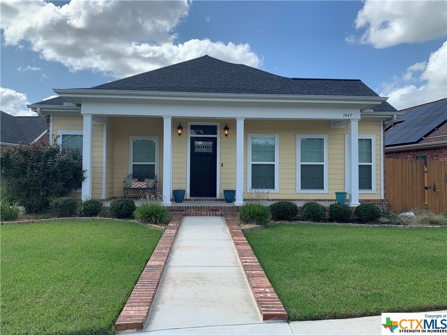 1447 Janets Way, New Braunfels, TX 78130 - photo 1