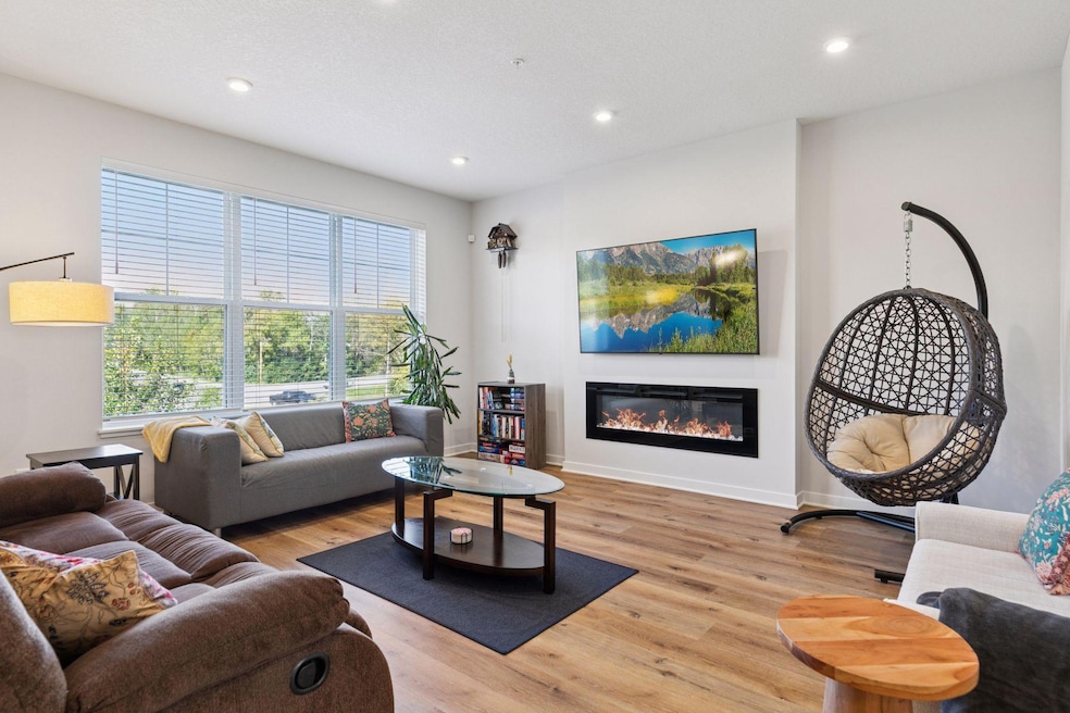 2867 Lexington Place N, Roseville, MN 55113 - photo 1