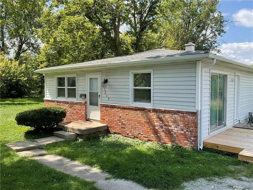 2215 Forkner St, Anderson, IN 46016 - photo 1