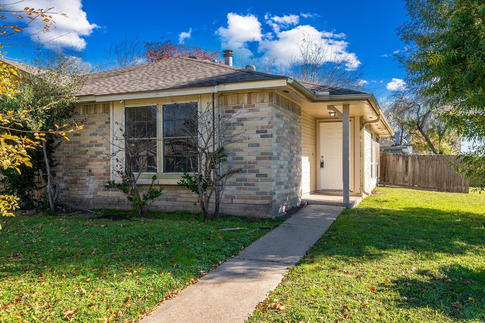 11002 Crenchrus Ct, Houston, TX 77086 - photo 1
