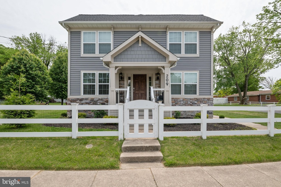 209 N Marlyn Ave, Essex, MD 21221 - photo 1