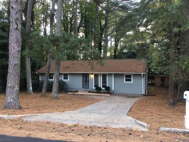 4437 Glade Rd, Forest Park, GA 30297 - photo 1