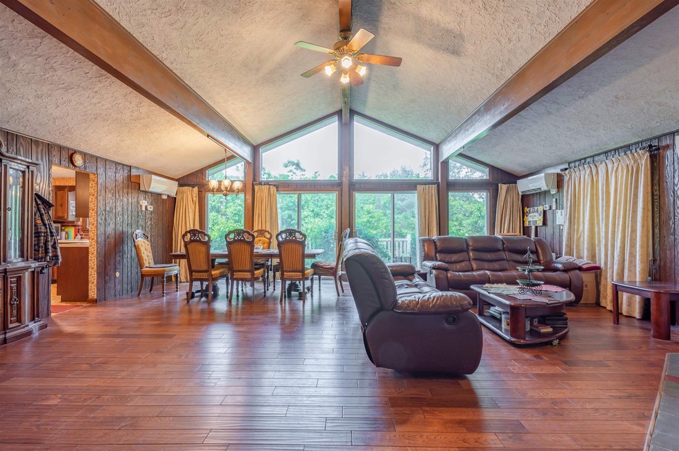 27 Rita St, MerriMacK, NH 03054 - photo 1