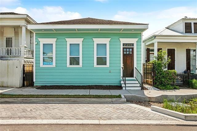 For Rent $2,000/month