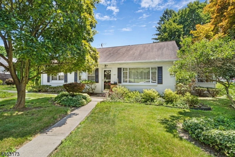 407 Warren St, Hackettstown, NJ 07840 - photo 1