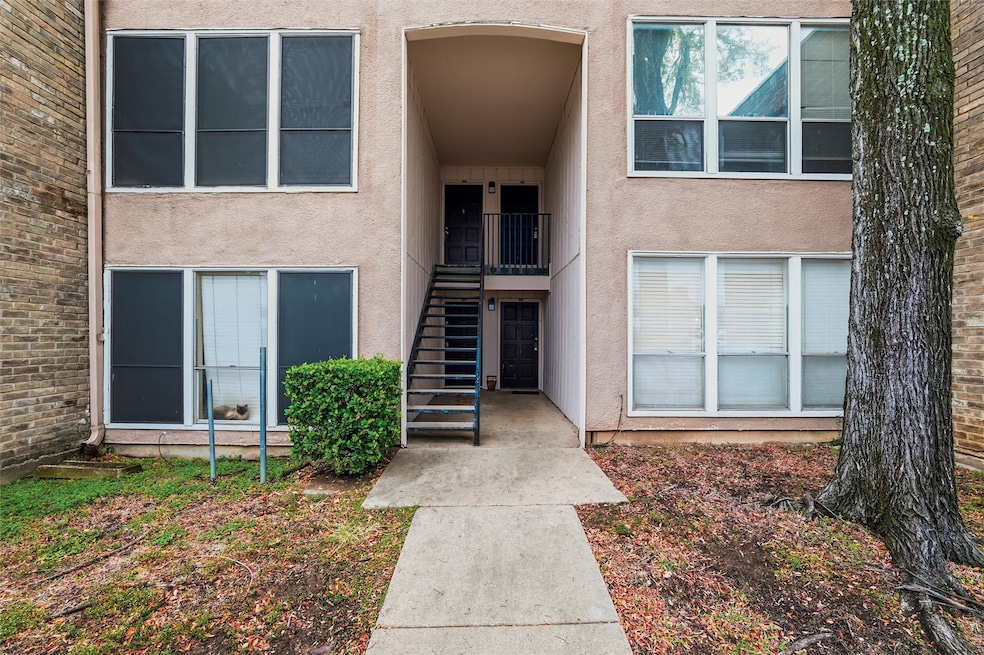 5604 Boca Raton Blvd unit 248, Fort Worth, TX 76112 - photo 1