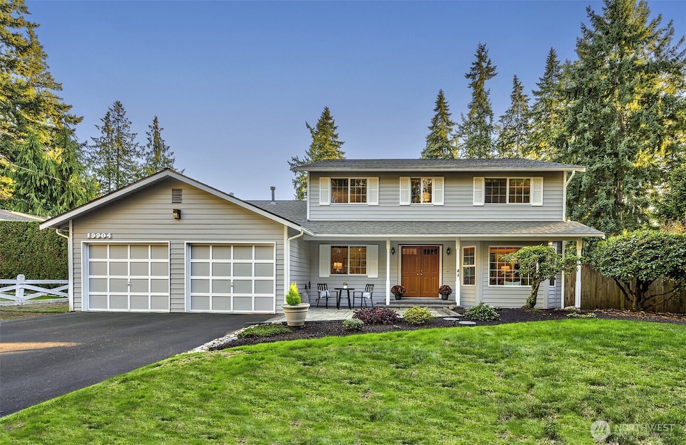 Welcome Home! Beautiful 4 bedroom home on a large 12,600 sq. ft. level lot! Come Enjoy!