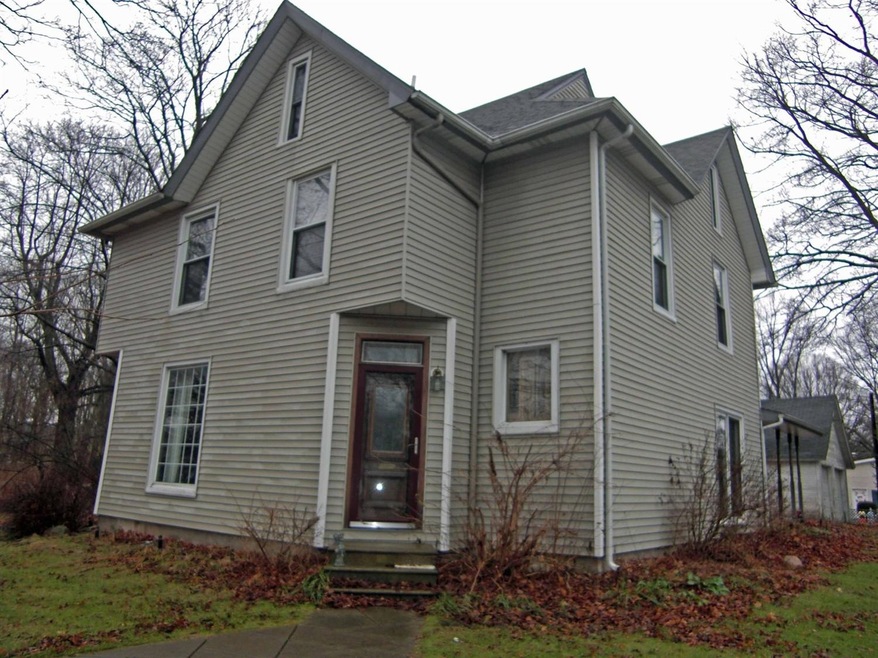 201 W Michigan St, Rolling Prairie, IN 46371 - photo 1