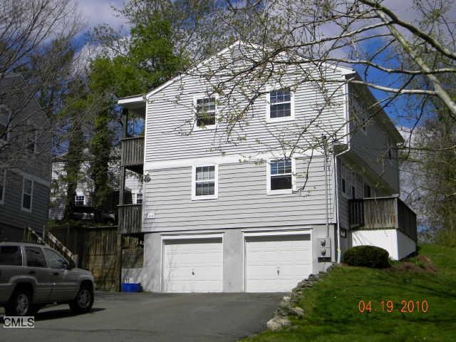 64 Perry Ave unit B, Norwalk, CT 06850 - photo 1
