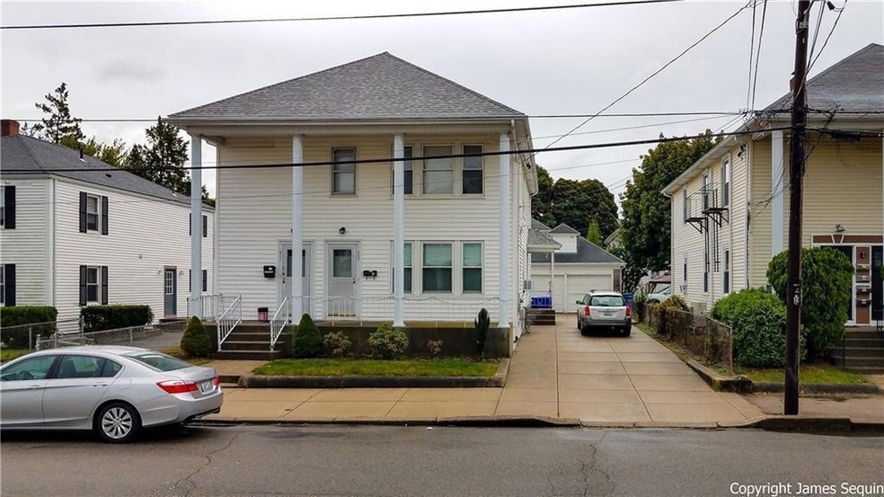 209 Suffolk Ave unit 1, Pawtucket, RI 02861 - photo 1