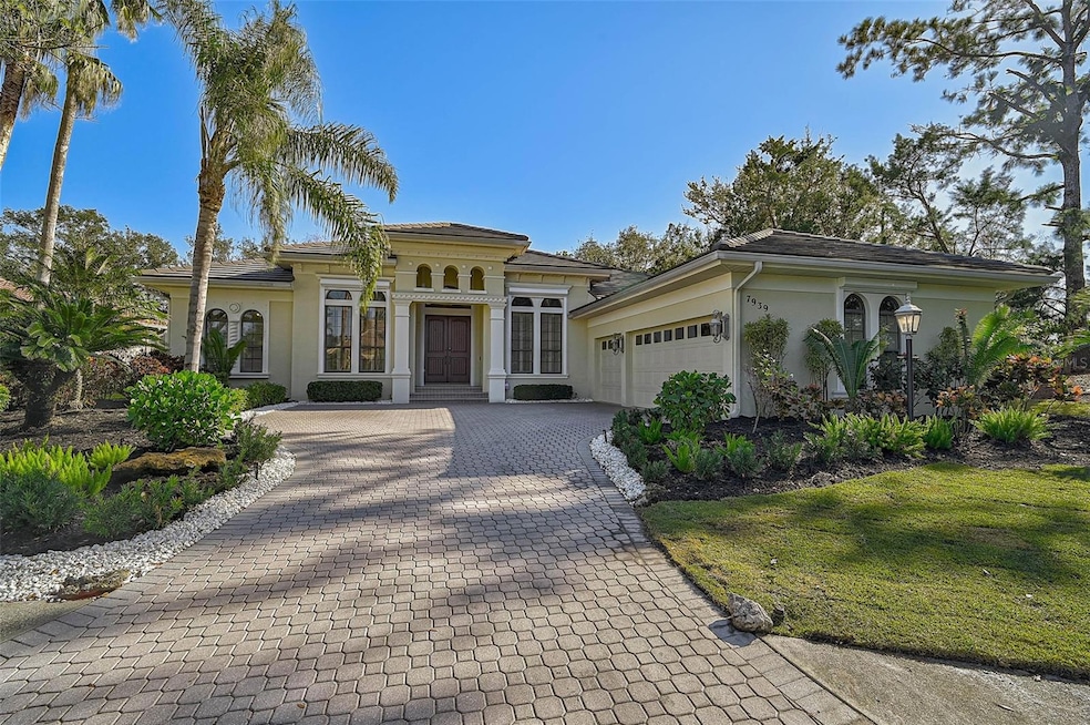 With its stunning features, Twin Hills - 7939 Treesdale Glen offers unparalleled comfort, convenience, and style.