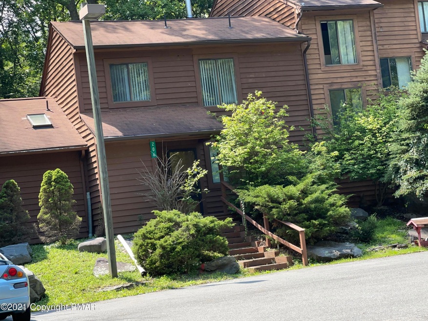 206 Falls Cir, Bushkill, PA 18324 - photo 1