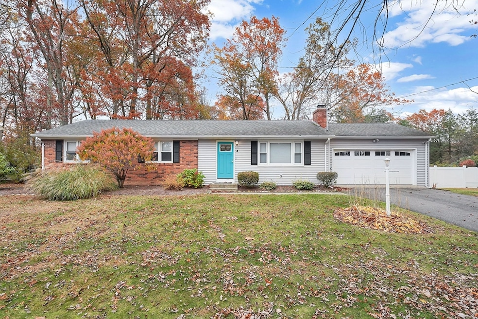 4 Lance Ln, Wilbraham, MA 01095 - photo 1