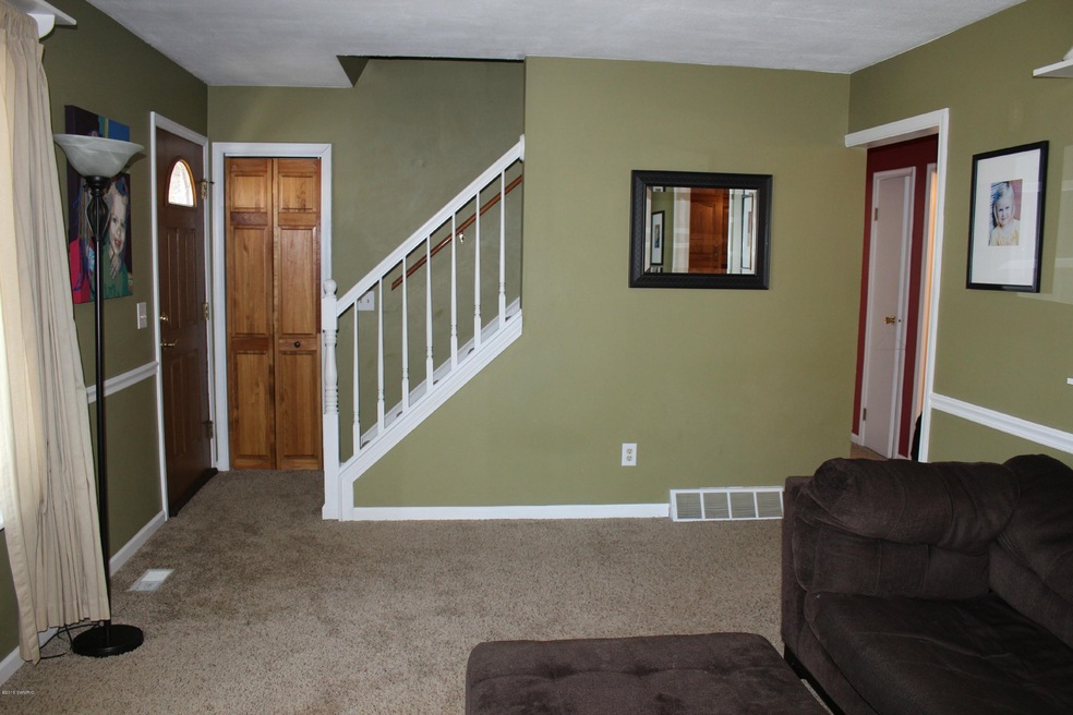 living room 2.jpg