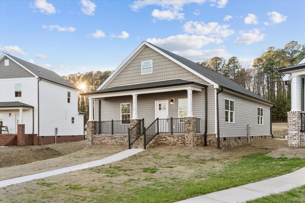 37 Washington St, Dalton, GA 30721 - photo 1