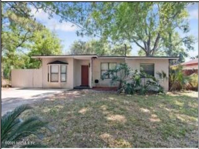 4721 Beverly Cir, Jacksonville, FL 32210 - photo 1