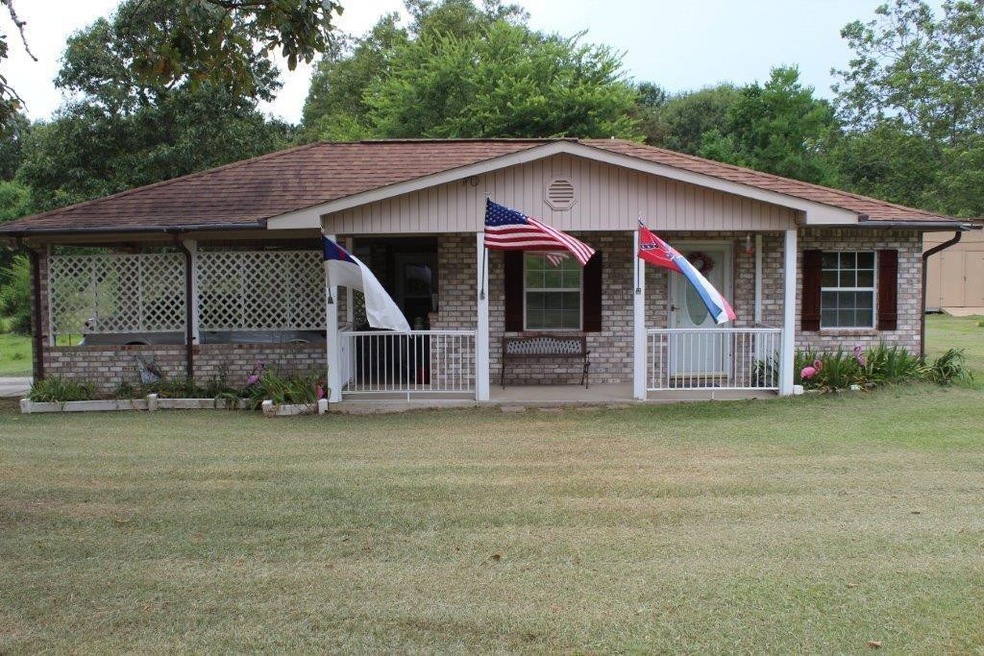 4003 E Fernwood Rd, McComb, MS 39648 - photo 1