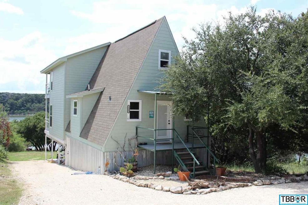 15845 Lawsons Point Rd, Temple, TX 76502 - photo 1