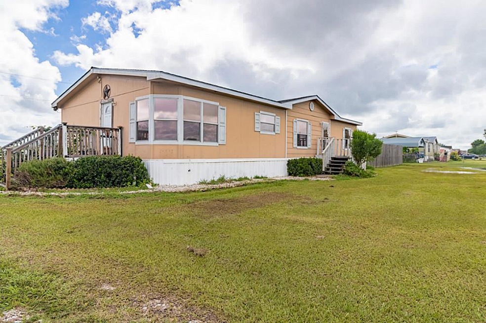 10107 Trey Rd, Needville, TX 77461 - photo 1