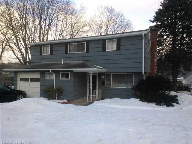 16 Townsend Ave, Waterbury, CT 06705 - photo 1