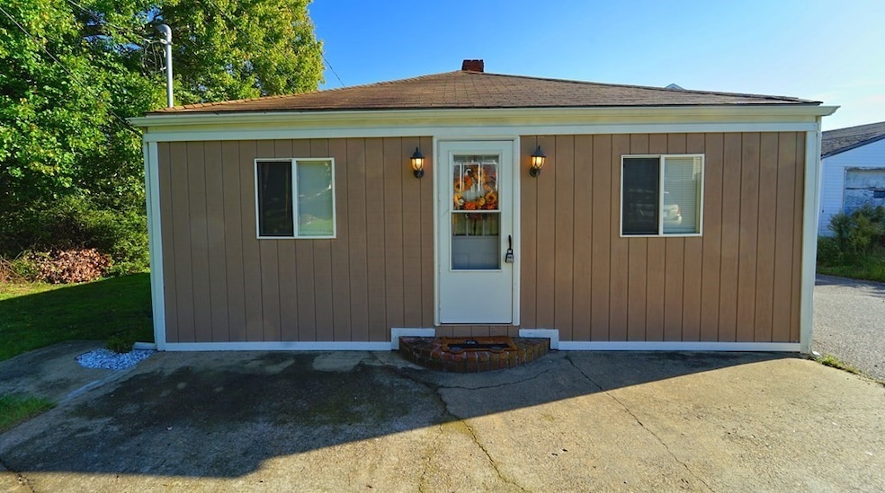 38 Off Boundary St, Kingston, MA 02364 - photo 1