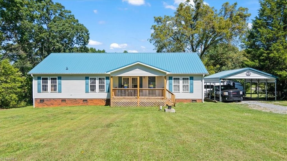 1642 Danny Bell Rd, Asheboro, NC 27205 - photo 1