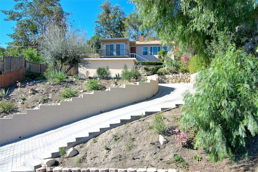 22360 Cass Ave, Woodland Hills, CA 91364 - photo 1