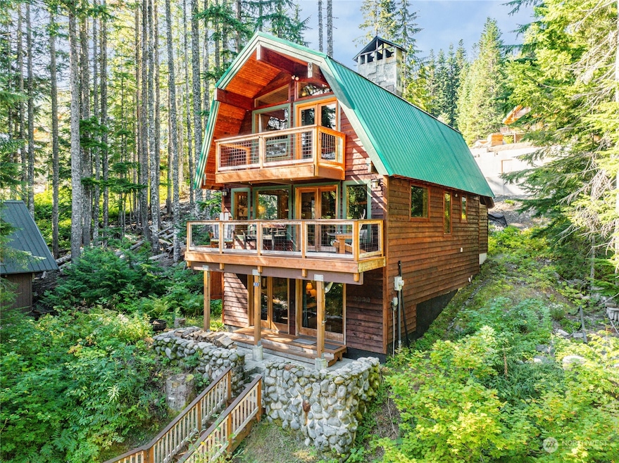 821 Snoqualmie Dr, Snoqualmie Pass, WA 98068 - photo 1