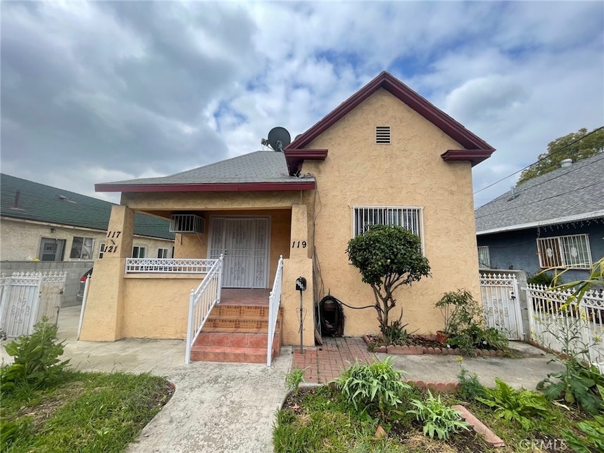 Sold $1,075,000 • Co-Listing Agent