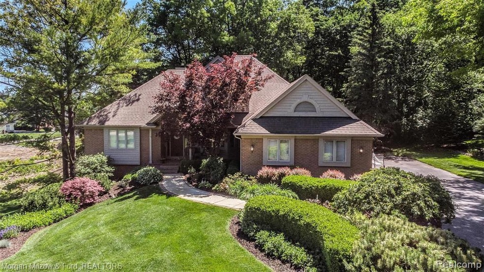 Welcome to 7098 Hickory Hollow Circle
