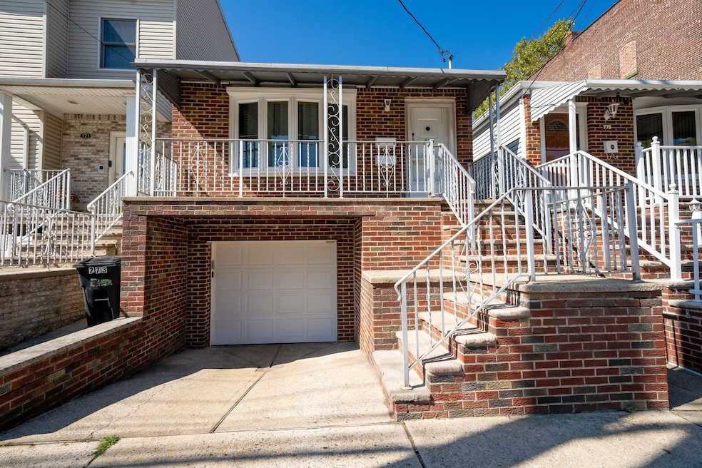773 Avenue E, Bayonne, NJ 07002 - photo 1