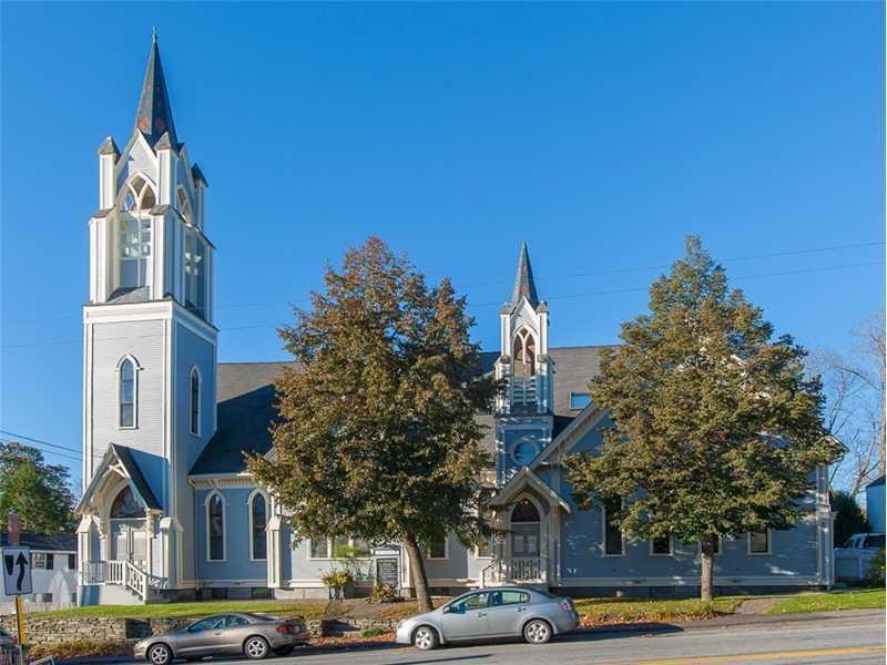 2 Mountain St unit 4, Camden, ME 04843 - photo 1