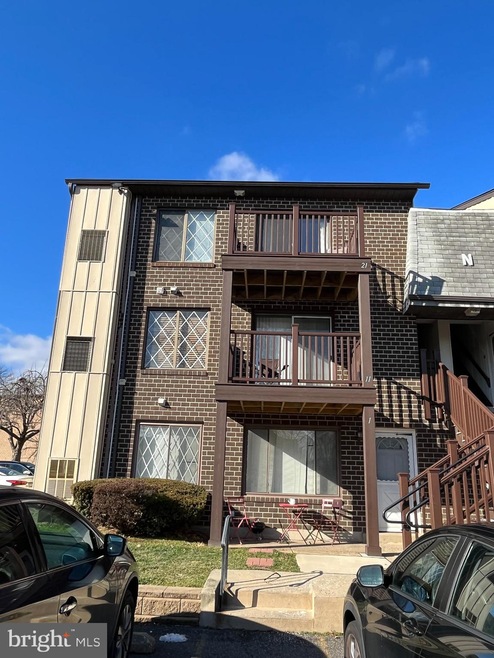 Altemus Farms unit N21, Brookhaven, PA 19015 - photo 1