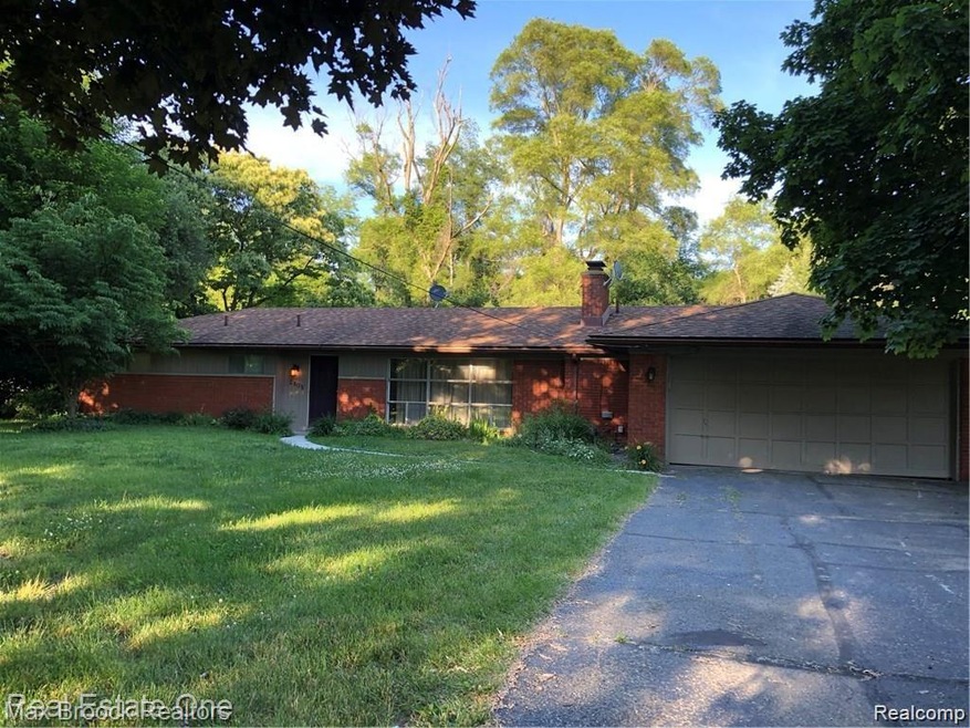 2805 Franklin Rd, Bloomfield Hills, MI 48302 - photo 1