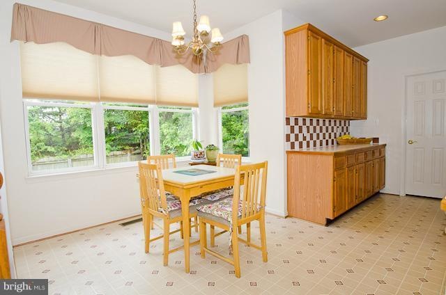 7622 Seabrook Ln, Springfield, VA 22153 - photo 1