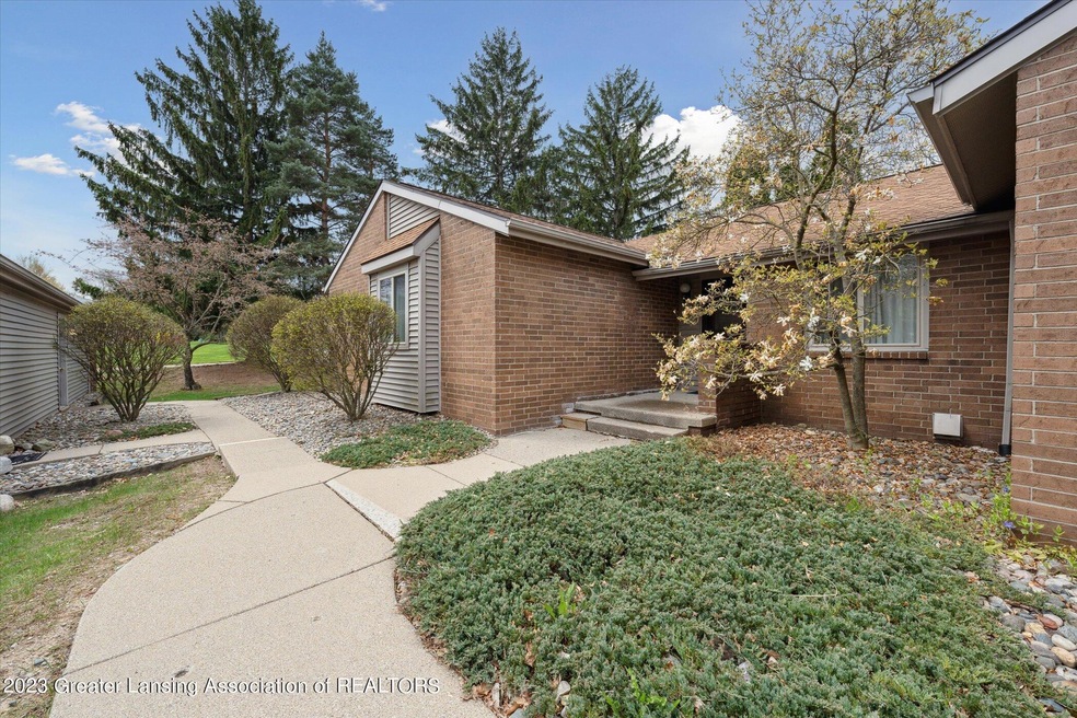 04-1014-Montevideo-Dr-Lansing-MI-48917-W