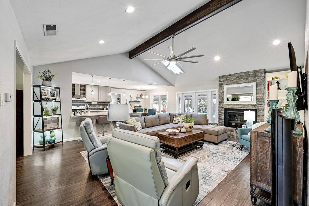 Under Contract $589,000