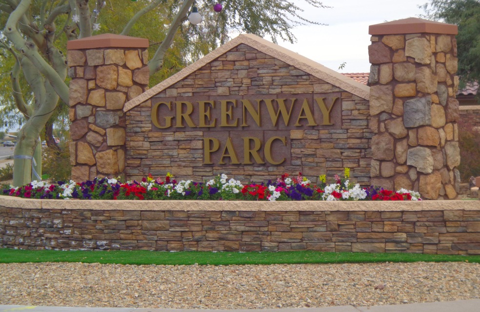 1 Greenway Parc