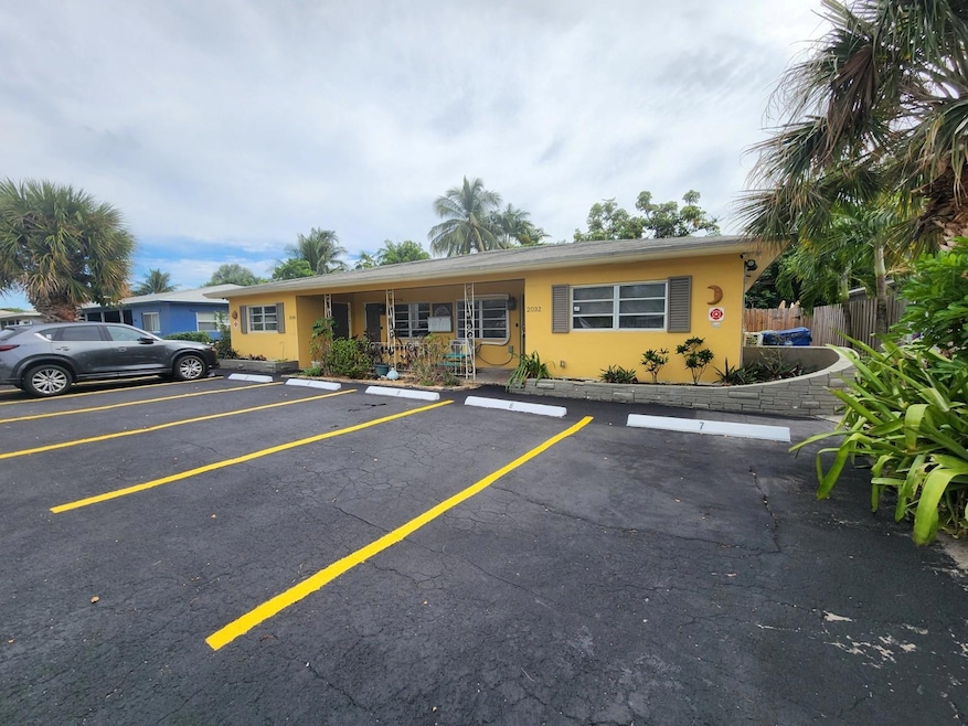 2032 NE 26th St unit 1, Wilton Manors, FL 33305 - photo 1