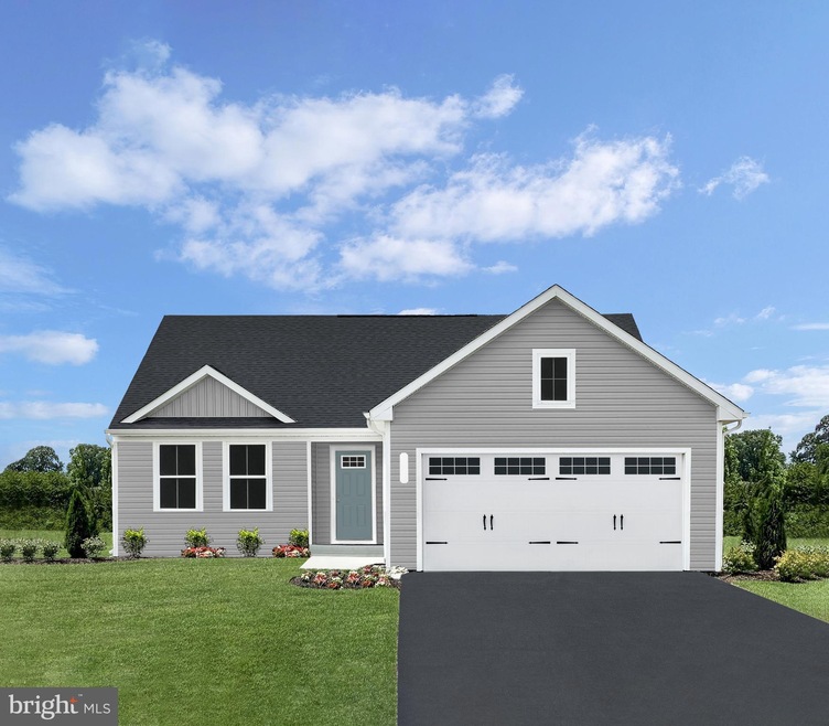 605 Otero Ln, Hedgesville, WV 25427 - photo 1