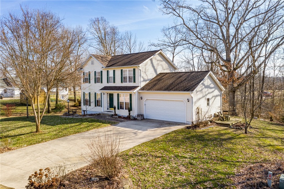 9733 E Bloomfield Hills Dr, Effingham, IL 62401 - photo 1