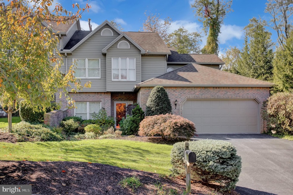 4 Crain Cir, Lemoyne, PA 17043 - photo 1