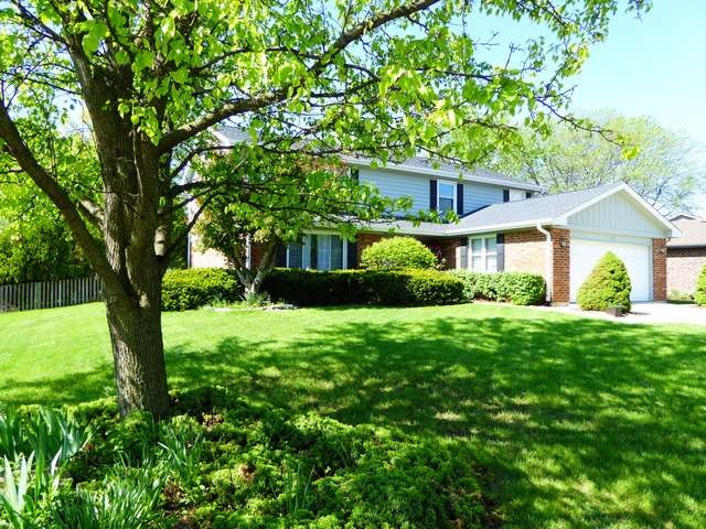 458 Farnham Ln, Wheaton, IL 60189 - photo 1